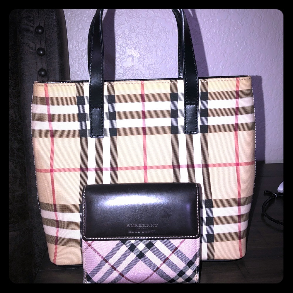 Authentic Burberry handbag and wallet set for $270
